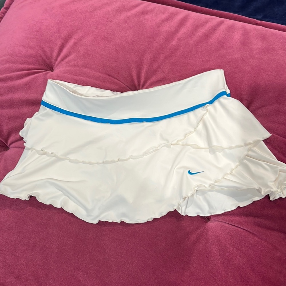 NWOT Nike dri-fit tennis skirt 🎾
